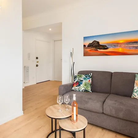 Castel - Deux Pièces - Centre * Menton