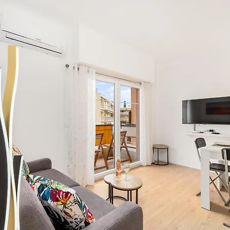 Castel - Deux Pièces - Centre * Menton