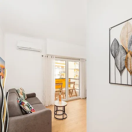 Castel - Agreable Deux Pieces - Centre Apartament *