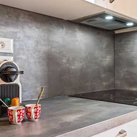 Castel - Deux Pièces - Centre Apartamento *