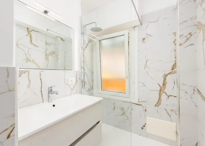 Castel - Agreable Deux Pieces - Centre Menton