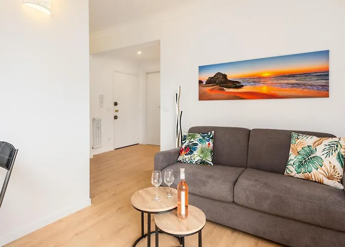 Castel - Agreable Deux Pieces - Centre * Menton