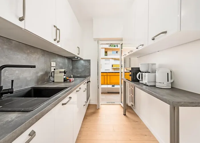 Castel - Agreable Deux Pieces - Centre Apartamento *